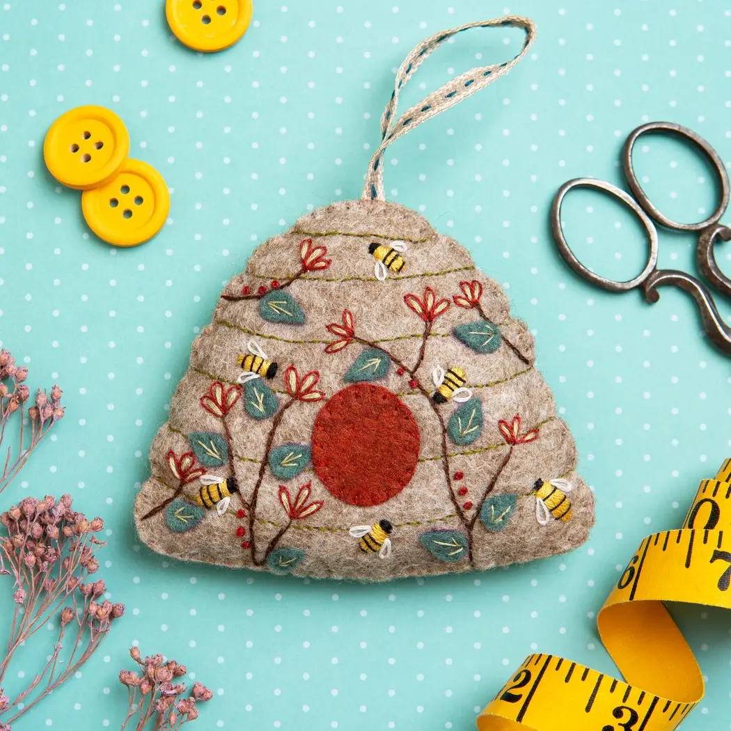 Corinne Lapierre Felt Kit | Beehive Felt craft kit - Image 2