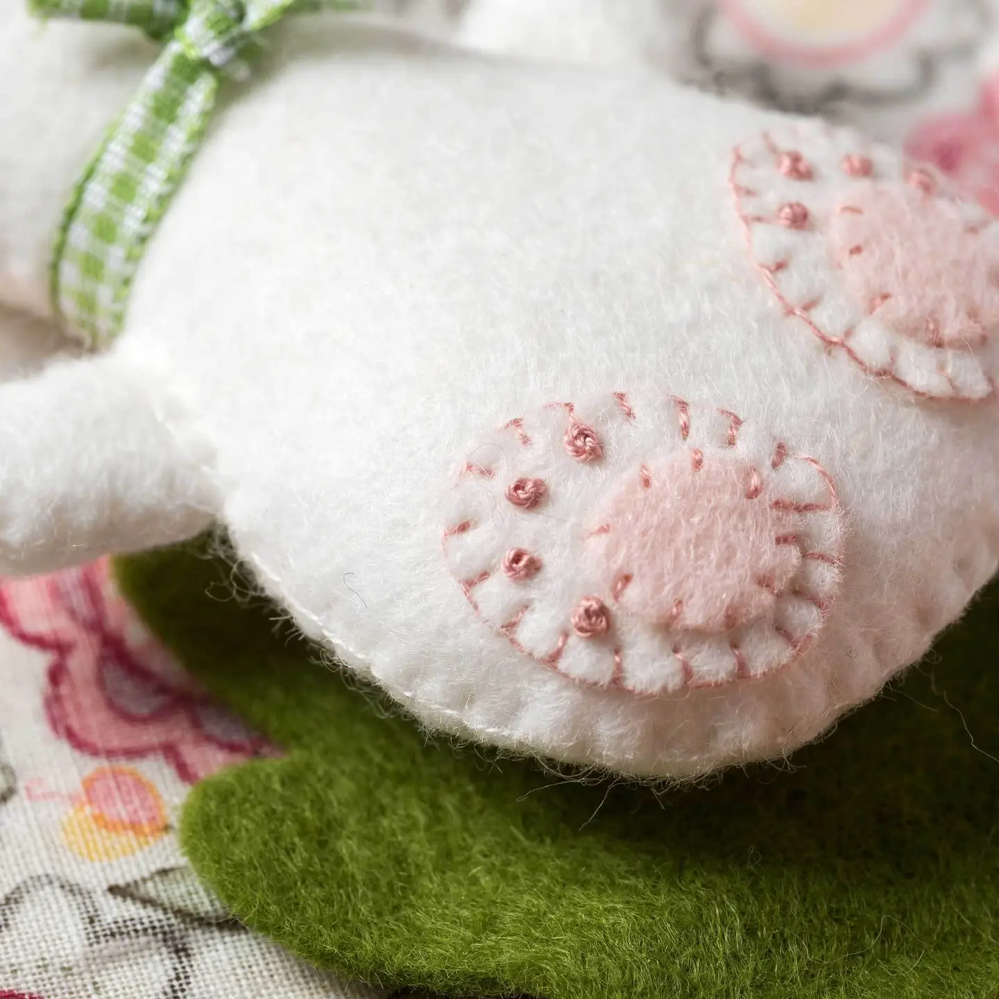 Corinne Lapierre Felt Kit | Bunny in Carrot - Image 3