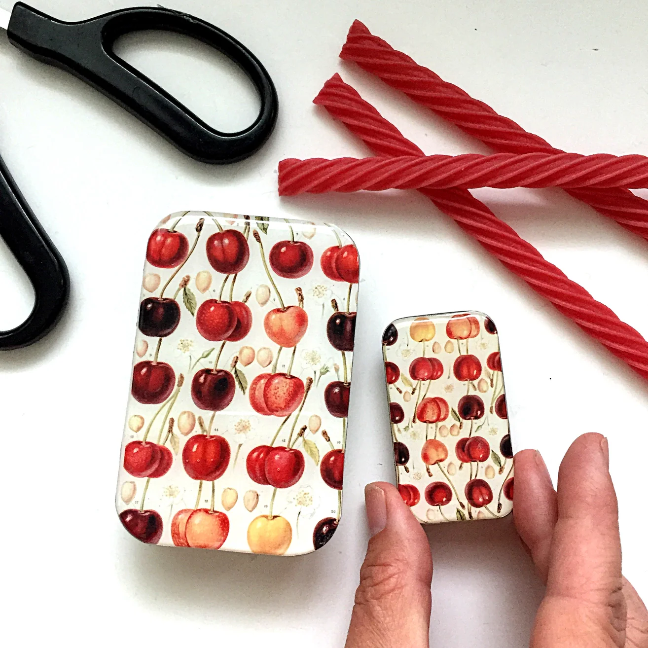 Firefly notes | Notions Tin | Small - Image 12