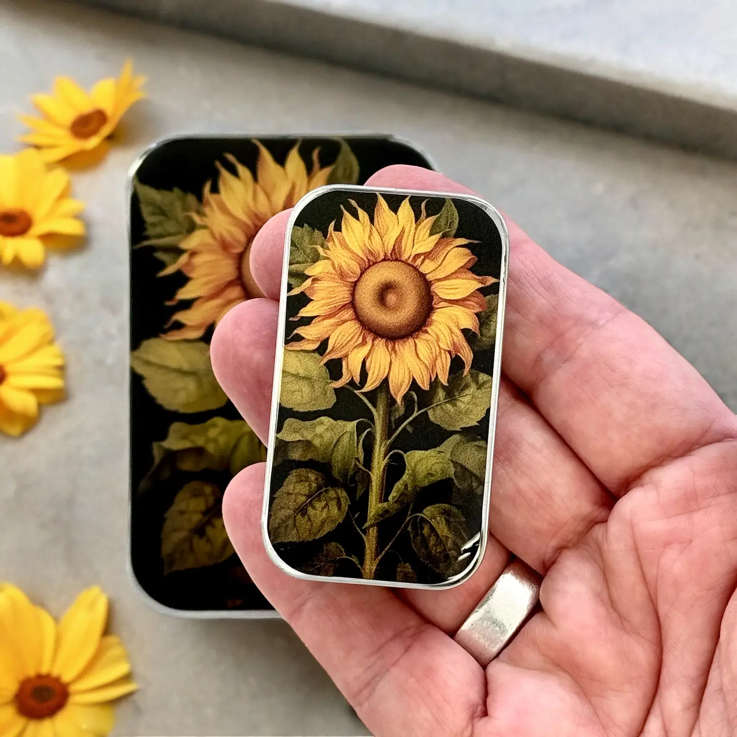 Firefly notes | Notions Tin | Small - Image 9
